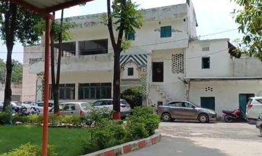 70 साल पुरानी मस्जिद पर चलेगा योगी का बुलडोजर, कोर्ट ने बताया अवैध कब्जा!