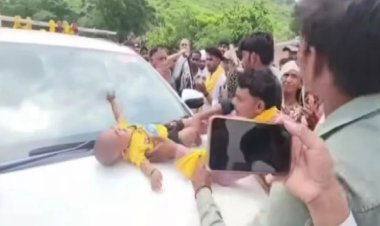''आप मेरे वोटर नहीं...'' BJP विधायक का जवाब, गुस्साए पिता ने बच्चे को कार बोनेट पर रख दिया