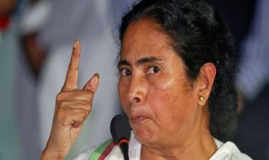 बंगाल में 1993 फायरिंग की रिपोर्ट पर सियासी घमासान, ममता की राजनीति में नया मोड़