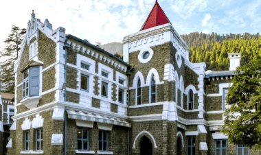 प्रदर्शन में जा रहे व्यक्ति को हिरासत में लेना 'गुंडागर्दी', उत्तराखंड हाईकोर्ट की पुलिस को कड़ी फटकार