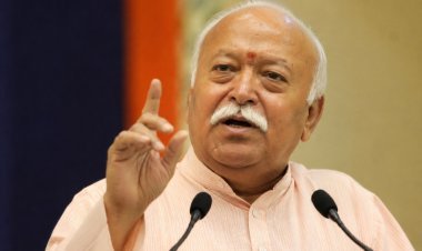 मोहन भागवत का बीजेपी को दी बड़ी नसीहत, बोले- नई पीढ़ी को आदेश नहीं, जवाब चाहिए, मचा सियासी हलचल