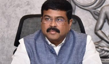 नया शिक्षा मंत्री कौन? प्रधान के इस्तीफे पर संजय राउत का बड़ा दावा, इन्हें मिला प्रभार...