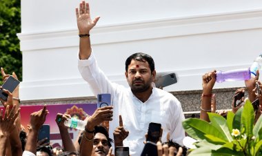 बिहार की सियासत में भूचाल! दंगा फैलाने के आरोप में तेज प्रताप यादव गिरफ्तार, भेजे गए जेल