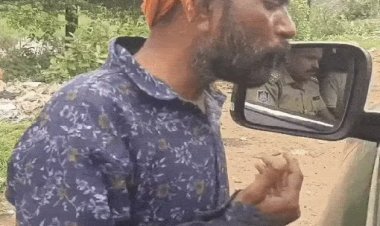 'साहब, मेरी पैंट चोरी हो गई...' लुंगी पहनकर थाने पहुंचा ट्रक ड्राइवर, थानेदार ने दी 400 रुपए की मदद