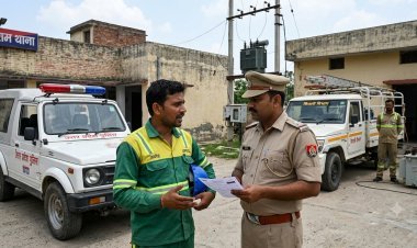 हेलमेट चालान पड़ा भारी! लाइनमैन ने थाने की बिजली काट दी, मच गया हड़कंप