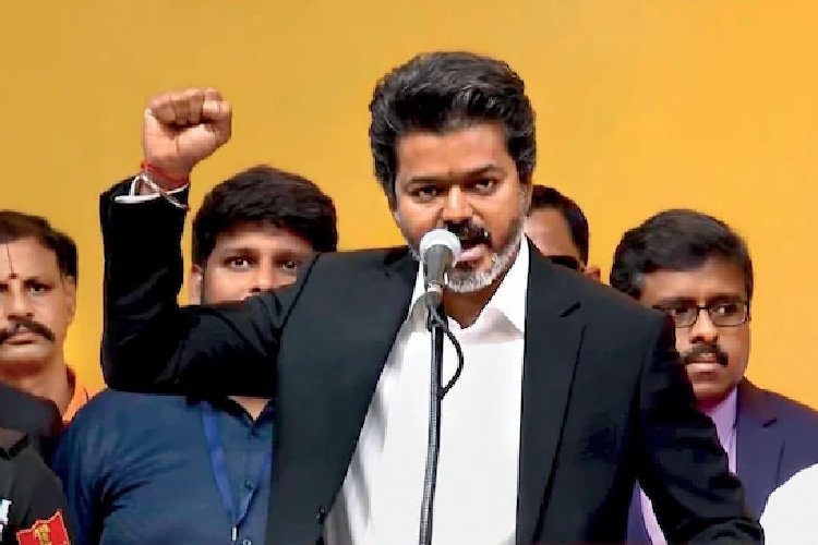 तमिलनाडु में TVK को पहला झटका! वामपंथी दल ने CM विजय की बैठक का किया बहिष्कार