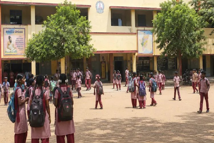 तमिलनाडु सरकार का बड़ा फैसला: सरकारी स्कूलों में राजनीतिक गतिविधियां और नेताओं के जन्मदिन अब प्रतिबंधित