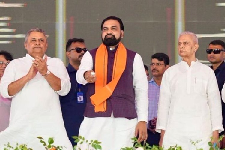 अमित शाह की दूरदर्शिता और सीएम सम्राट चौधरी के विजन से बदलेगा बिहार का पर्यटन! हेलीकॉप्टर टूरिज्म से खुलेगा विकास का नया अध्याय, विपक्ष भी हैरान