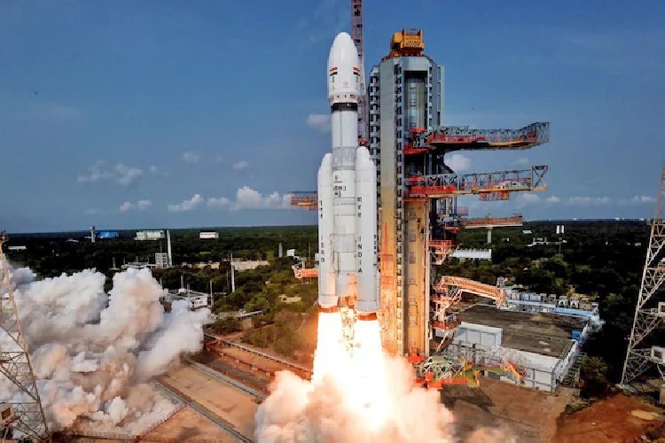 ISRO को बड़ा झटका! गगनयान समेत अहम मिशनों के 100 ज्यादा वैज्ञानिकों ने दिया इस्तीफा, अब नियम सख्त