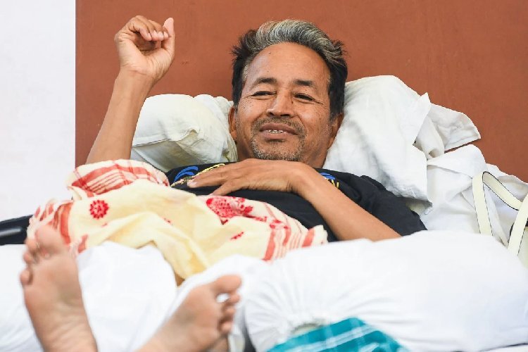सोनम वांगचुक ने खत्म की 23 दिनों की भूख हड़ताल! जेपी नड्डा से मिले कॉकरोच प्रतिनिधि