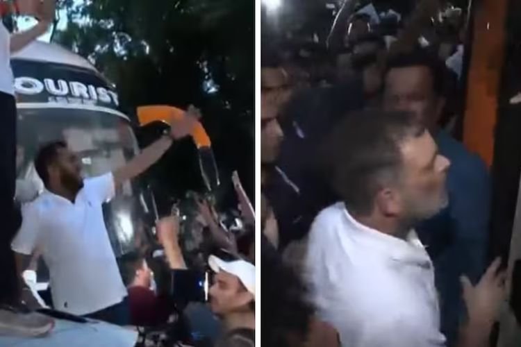 राहुल गांधी के आवास के बाहर हाईवोल्टेज ड्रामा: प्रदर्शन के लिए बस से निकल रहे विपक्षी सांसदों को पुलिस ने रोका, बैरिकेडिंग कर हिरासत में लिया!