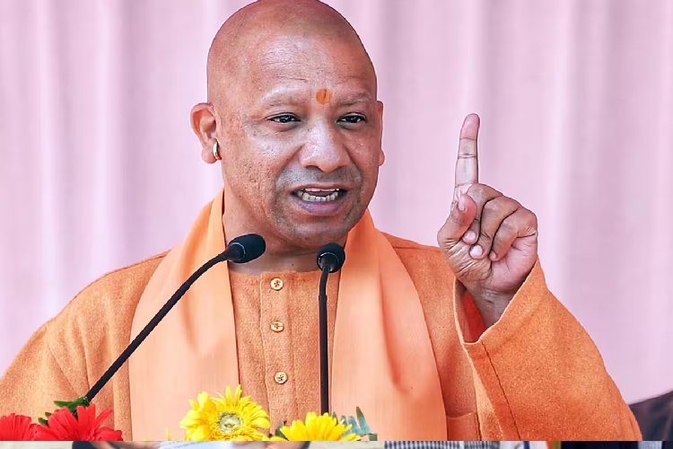 3.50 लाख अनएडेड स्कूल शिक्षकों को बड़ी राहत! योगी सरकार देगी 5 लाख तक कैशलेस इलाज, गाइडलाइन जारी