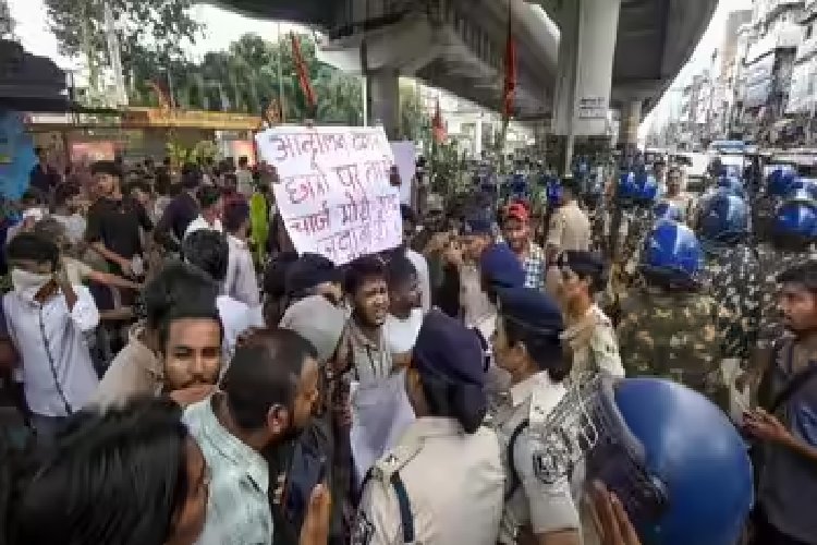 पेपर लीक पर सख्ती! कैबिनेट ने पास किया नया बिल, 10 साल की जेल और 10 करोड़ का जुर्माना