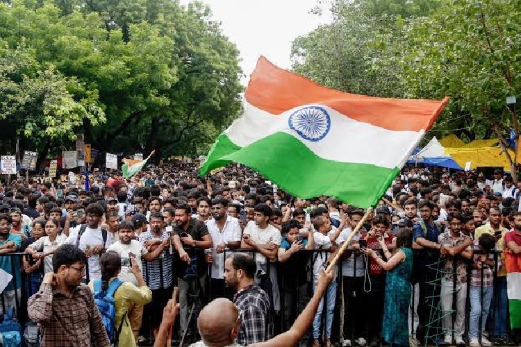CJP प्रदर्शन पर दिल्ली पुलिस का सख्त एक्शन! FIR में हिंसा, बैरिकेड तोड़ने और हत्या की कोशिश के गंभीर आरोप