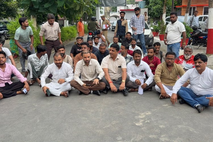 हिन्दू दुकानदार पर अल्लाह हू अकबर नारा लगवाने का आरोप, विरोध पर की मारपीट, दो गिरफ्तार, दो की तलाश जारी
