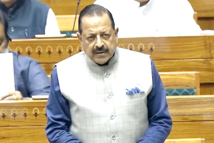 लोकसभा में पेश हुआ एंटी पेपर लीक बिल, अब 10 साल की जेल और करोड़ों का जुर्माना, भारी हंगामा