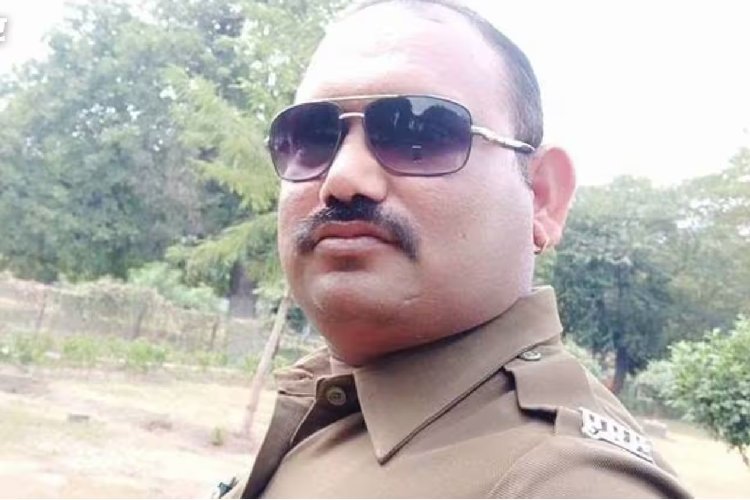 'बेटी जैसी हो' कहकर घर में घुसा, दुष्कर्म कर बनाया वीडियो, आरोपी पुलिस प्रधान आरक्षक को भेजा गया जेल