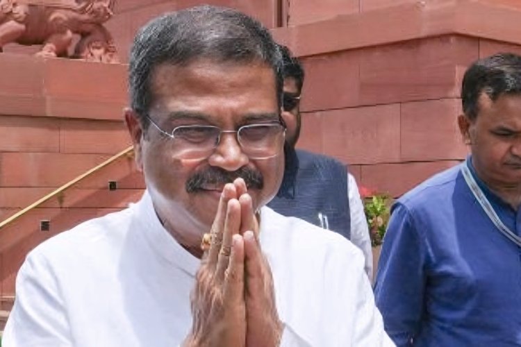 मैं स्ट्रीट फाइटर हूं, एसी एक्टिविस्ट नहीं…इस्तीफे के बाद संसद में धर्मेंद्र प्रधान का पहला बड़ा संदेश