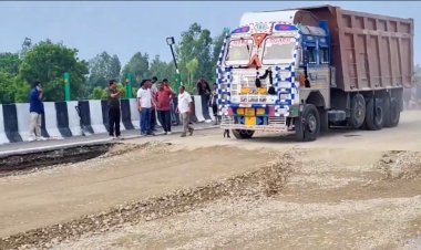 लखनऊ-कानपुर एक्सप्रेसवे पर टोल फ्री का ऐलान, भाजपा सांसद नवीन जैन के भाई की कंपनी से वसूले जाएंगे 3 करोड़, सड़क धंसने के बाद कार्रवाई