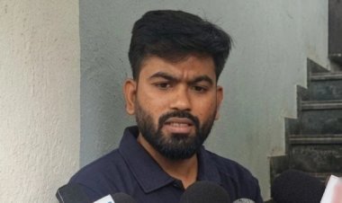 अभिजीत दिपके का नया कैंपेन 'क्या बोलती पब्लिक'... कहा- 'शिक्षा मुनाफे का व्यापार बन गई'