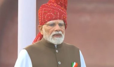 'अब कोई ग्लोबलाइजेशन की बात नहीं करता, सबको अपनी पड़ी है': लाल किले से पीएम मोदी का कड़ा संदेश; नेक्स्ट-लेवल रिफॉर्म्स से बाजार पर कब्जा करेगा भारत