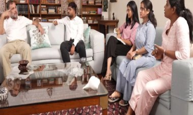राहुल गांधी प्रदर्शनकारी छात्रों से मिले, मोदी सरकार पर हमला बोला- हिंसक शासन के सामने डटे युवा, लड़कियों पर गर्व