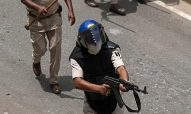 सीवान हिंसा पर सुप्रीम कोर्ट में बड़ा खुलासा! भीड़ में फंसे जवान ने AK-47 से चलाईं 4 गोलियां, 20 पुलिसकर्मी घायल