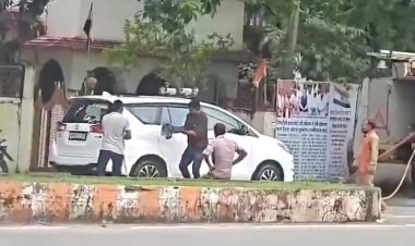 बीजेपी विधायक की गंदी कार के लिए पहुंची फायर ब्रिगेड, वीडियो हुआ वायरल तो मचा बवाल