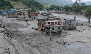 नेपाल में नए खतरे का अलर्ट! ग्यिरोंग के पास बनी झील भी ओवरफ्लो, रेस्क्यू ऑपरेशन रोका गया