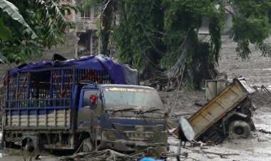 नेपाल में बाढ़ के पानी में बहकर आया बैंक लॉकर, लोगों ने तोड़कर निकाल लिए ₹92 लाख; 29 आरोपी गिरफ्तार