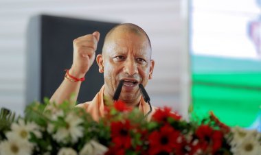 फॉर्म में आए सीएम योगी, कहा- तारीख पर तारीख’ नहीं चलेगी! 5 साल पुराने खत्म करें जमीनी विवाद, अपराधियों पर लें एक्शन