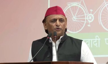 आईएएस दिव्या मित्तल के इस्तीफे पर बोले अखिलेश, कहा- अफसरों पर दबाव, दूसरे प्रदेश के माफिया चला रहे 18 गोलियां