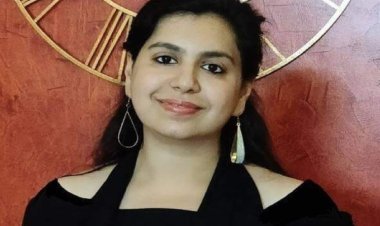 यूपी की लोकप्रिय IAS दिव्या मित्तल ने दिया इस्तीफा, पोस्ट में लिखा-‘मूर्ख थी जो सोचा था...’