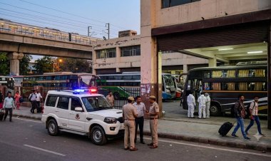 देश की राजधानी में दरिंदगी, हैवानियत की हदें पार, घरवालों से नाराज छात्रा बस में बैठी, ड्राइवर व कंडक्टर ने किया गैंगरेप