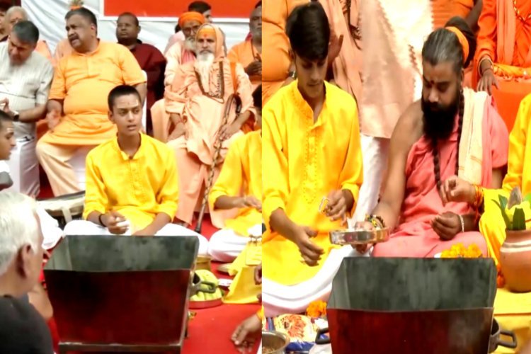 मोबाइल, रील्स और मॉडर्न सोच पर विश्व हिंदू परिषद का वार! जेन जी के बुद्धि-शुद्धि के लिए हुआ यज्ञ