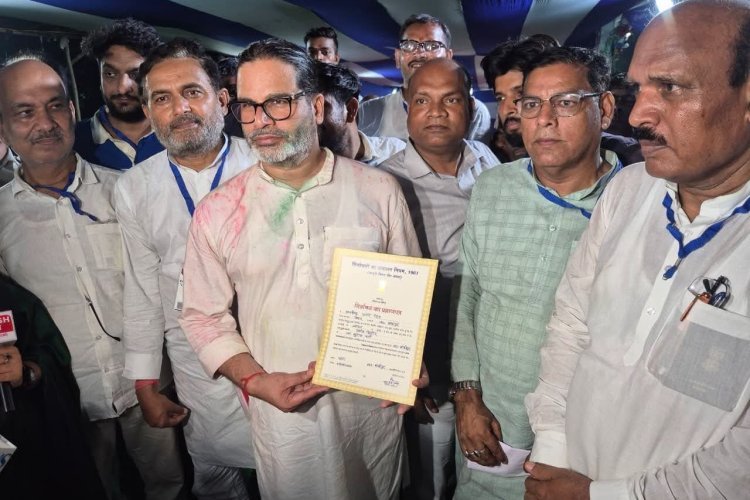 कौन हैं प्रशांत किशोर? हार से नहीं रुके... 236 सीटों पर जमानत जब्त होने के बाद भी डटे रहे और किला भेदकर बने विधायक