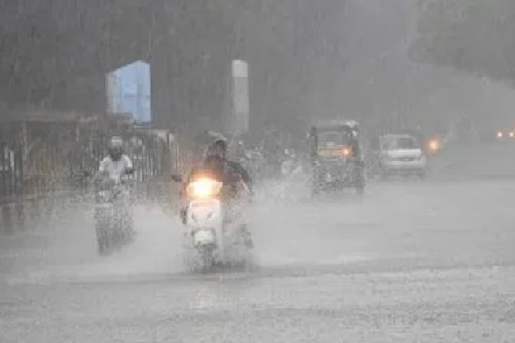 कल दिल्ली-यूपी से बिहार तक मूसलाधार बारिश का अलर्ट, IMD ने 25 से ज्यादा राज्यों के लिए जारी की चेतावनी