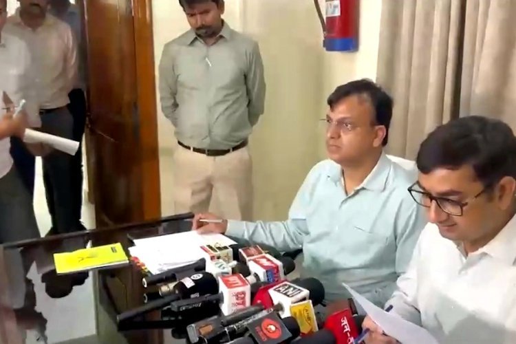 98 प्रतिशत एक्सप्रेसवे सुरक्षित, अफवाह फैलाने वालों की बोलती बंद! एनएचएआई ने दिया हर सवालों का जवाब