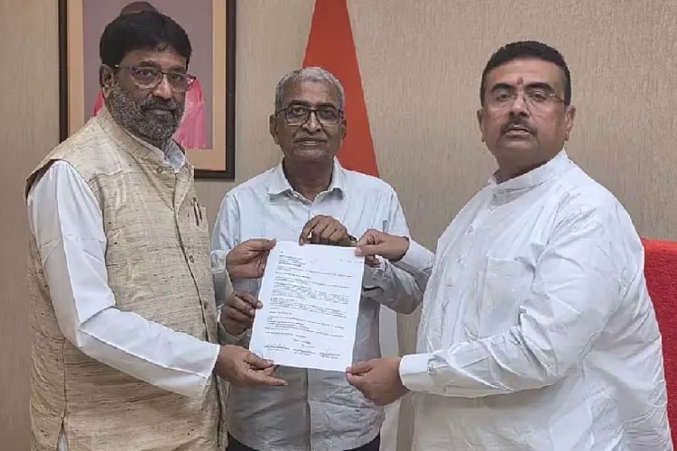 CM शुभेंदु से मिले मुर्शिदाबाद के दो सांसद, मस्जिदों से लाउडस्पीकर हटाने का उठाया मुद्दा