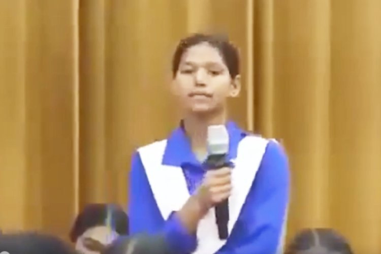 सीएम धामी के सामने गोल्ड मेडलिस्ट छात्रा के छलके आंसू! इंटरनेशनल टूर्नामेंट के लिए मांगी गई थी 1.5 लाख की रिश्वत