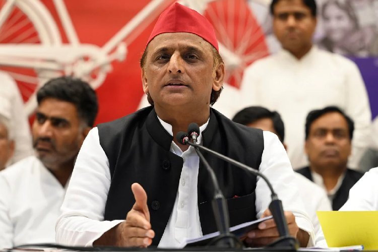 'लाल किला झूठ बोलने की जगह नहीं है...' स्वतंत्रता दिवस पर अखिलेश यादव का PM मोदी पर तंज