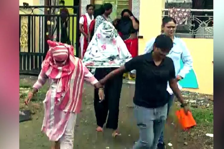 1500 रुपये के लिए सगी मां बनी सौदागर! 16 साल की नाबालिग बेटी और बहन को देहव्यापार में धकेला, पुलिस ने किया भंडाफोड़