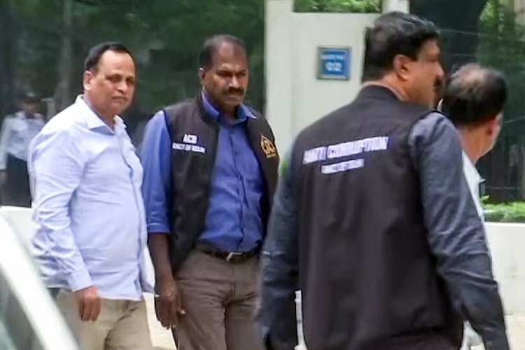 सत्येंद्र जैन को तगड़ा झटका! STP भ्रष्टाचार केस में 14 दिन की न्यायिक हिरासत, जेल भेजे गए
