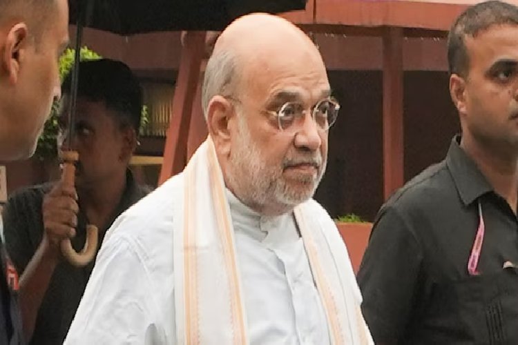 अमित शाह का सिलीगुड़ी में बड़ा दौरा: चिकन नेक की सुरक्षा समीक्षा, SSB परियोजनाओं का उद्घाटन और नए आपराधिक कानूनों का प्रचार