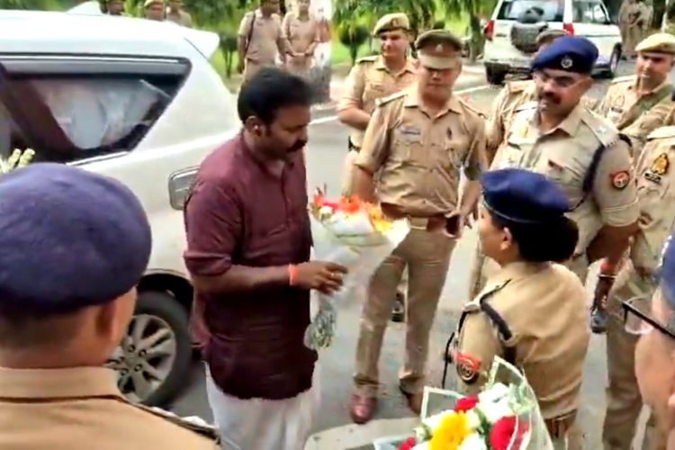 कौन है IPS बीबी जीटीएस मूर्ति,  धोती-कुर्ती में चार्ज लेने पहुंचे, खास अंदाज की चर्चा