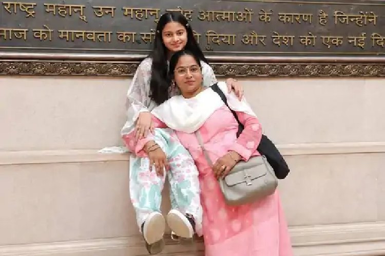 बेटा नहीं हुआ तो खूनी बना पिता! पहले पत्नी-बेटी की हत्या, फिर छोटी बेटी पर चाकू से वार, मचा हड़कम्प