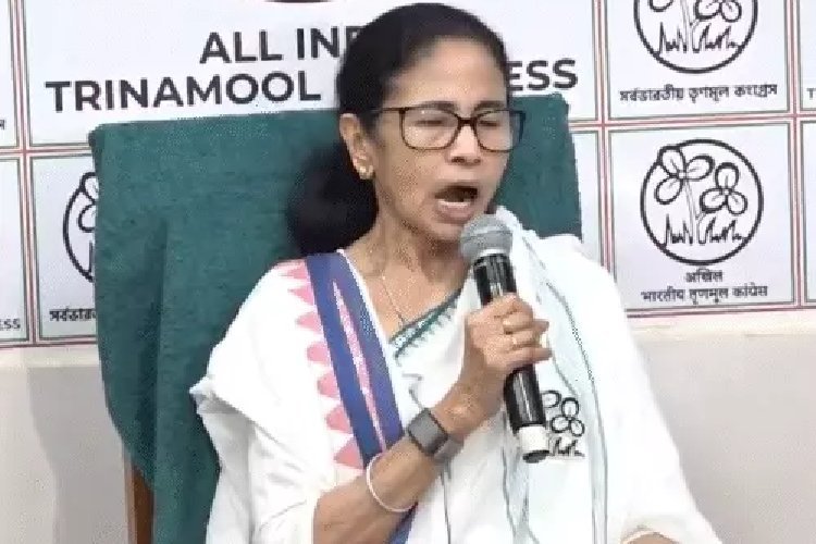 ममता बनर्जी का बड़ा ऐलान- राजनीति से संन्यास नहीं लूंगी! बोलीं- भाजपा को हाशिए पर धकेलने तक नहीं रुकूंगी
