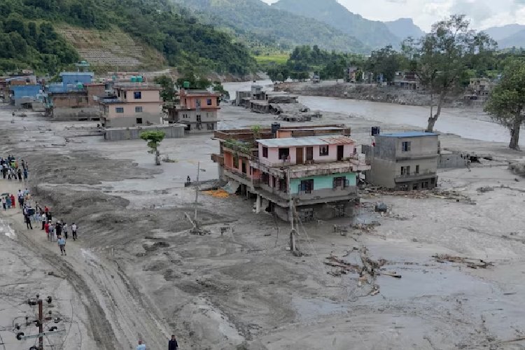 नेपाल में नए खतरे का अलर्ट! ग्यिरोंग के पास बनी झील भी ओवरफ्लो, रेस्क्यू ऑपरेशन रोका गया