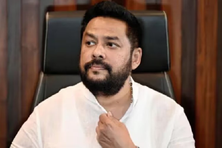 वाल्मीकि घोटाले के आरोपों के बीच कर्नाटक मंत्री बी. नागेंद्र का इस्तीफा, बोले- 'मैं बेगुनाह हूं, बीजेपी ने झूठा आरोपी बनाया'