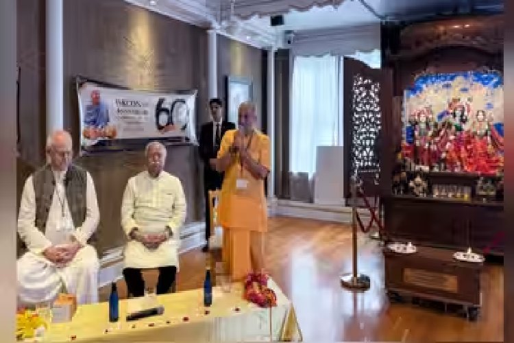 न्यूयॉर्क में आरएसएस प्रमुख मोहन भागवत का इस्कॉन जन्मस्थान पर दौरा, बेघरों के लिए भोजन वितरण में शामिल हुए